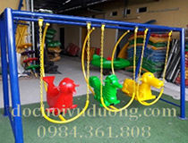 Xích đu 3 con giống