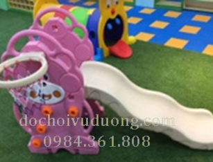 Cầu trượt bóng rổ hình gấu tím