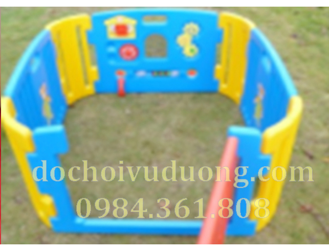 Bể bóng hình vuông nhỏ
